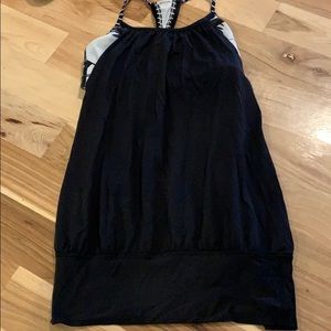 Lululemon workout tank